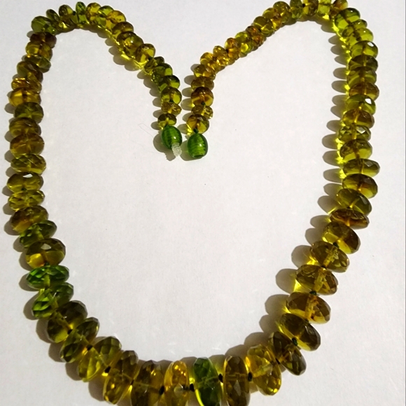 Green Amber Facet Necklace - Picture 7 of 9